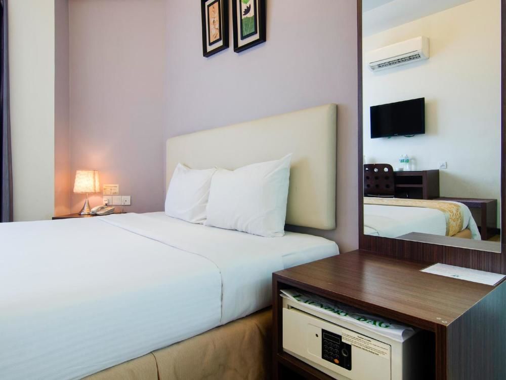 Hotel Zamburger Skudai Buitenkant foto